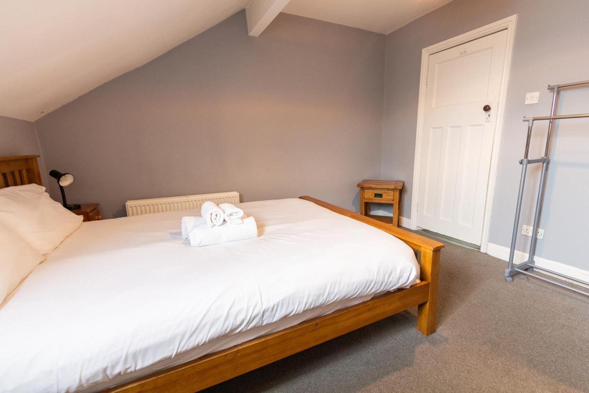 Homely Ensuite Room Near City Centre Манчестър Екстериор снимка