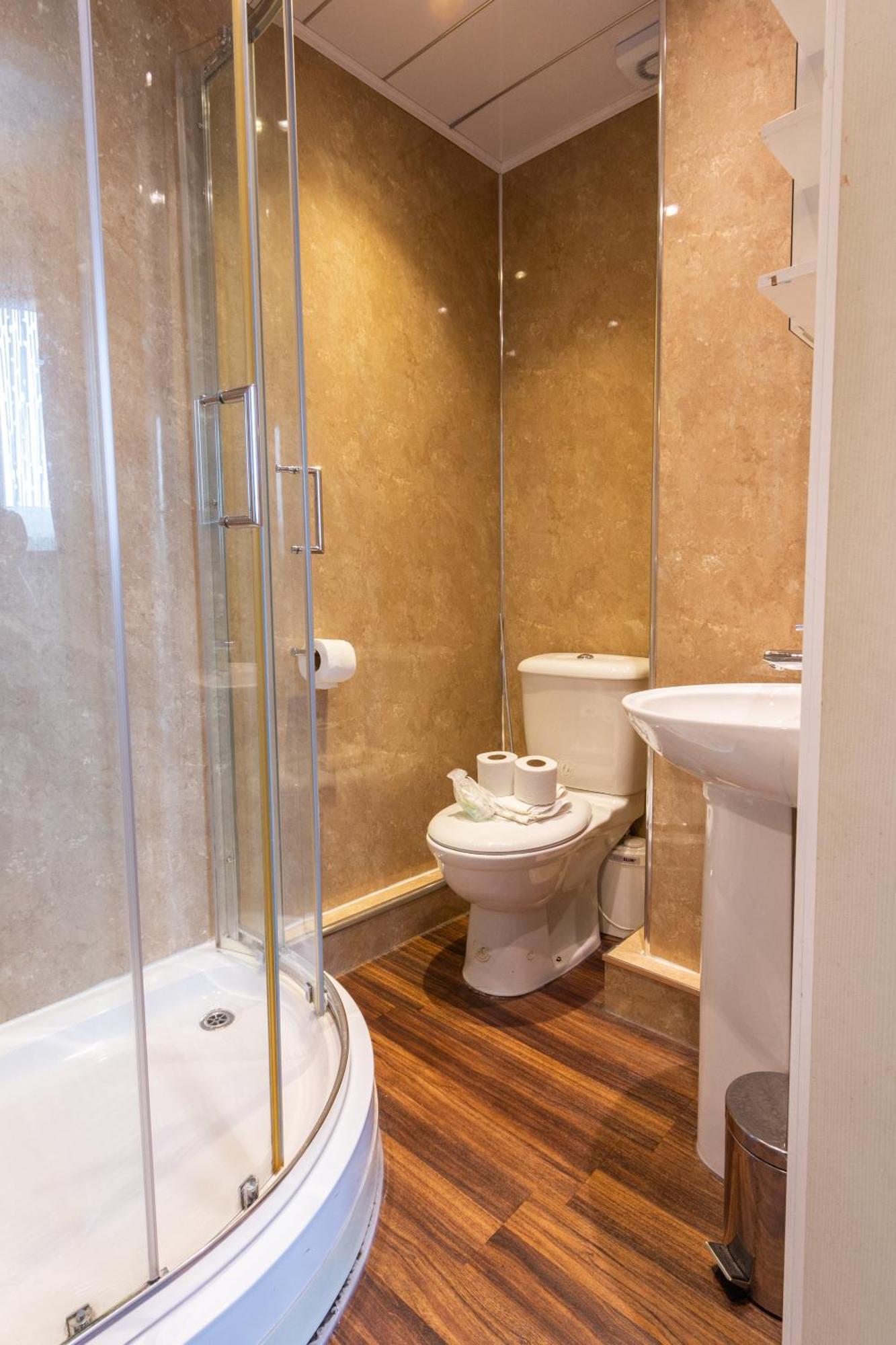 Homely Ensuite Room Near City Centre Манчестър Екстериор снимка